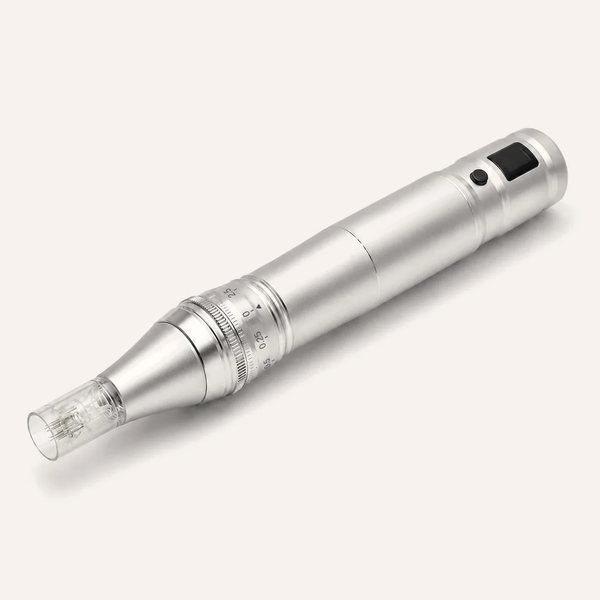 Feevra Microneedling Pen i sølv